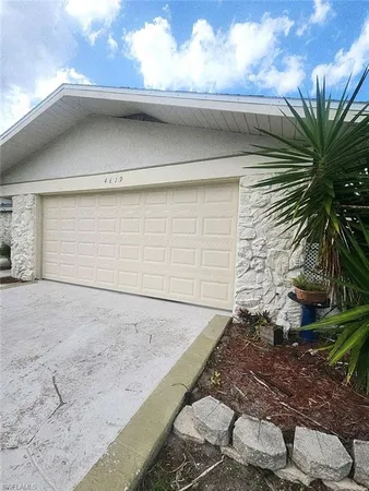 $2,700 | 4619 Chippendale Drive, Naples, FL 34112