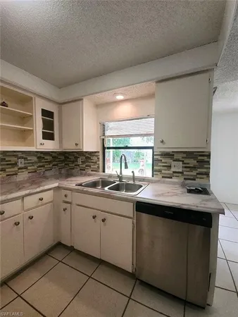$2,700 | 4619 Chippendale Drive, Naples, FL 34112