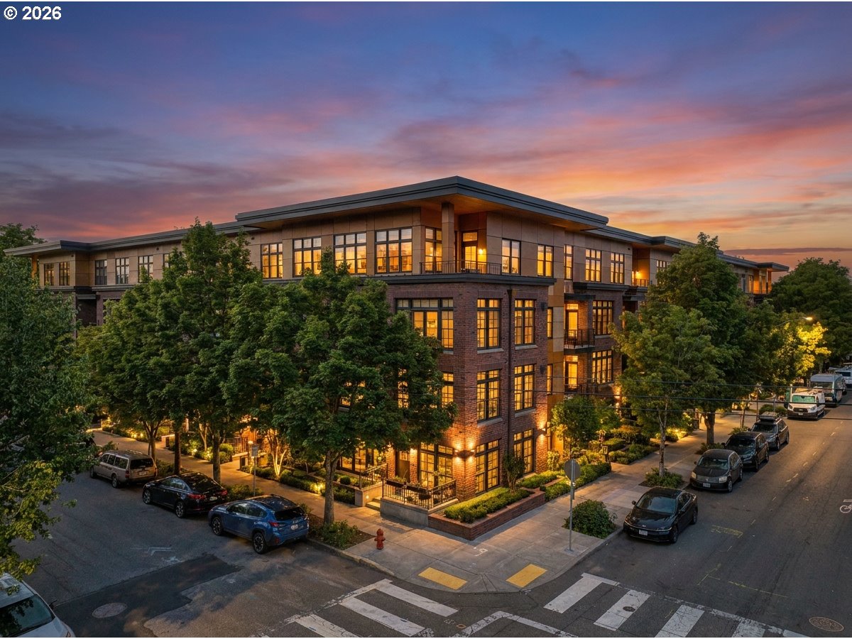 2335 Northwest Raleigh Street, Unit 105 Portland, OR 97210 - Photo 30 of 31 Gallery Image 30