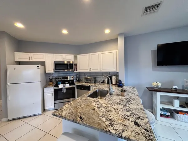 $1,900 | 8903 Sandshot Court, Port St. Lucie, FL 34986