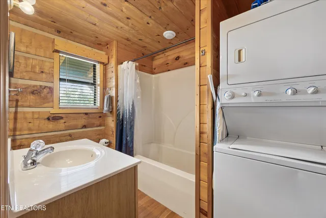 $1,250,000 | 4206 Mountain Rest Way, Sevierville, TN 37876