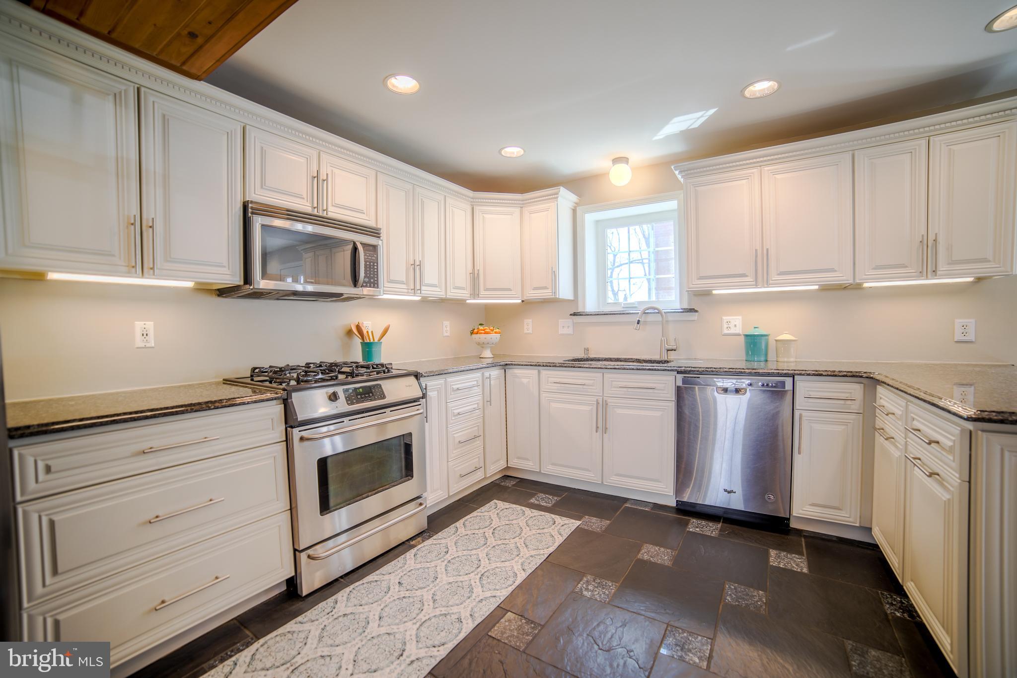511 Covington Road Havertown, PA 19083 - Photo 12 of 41
