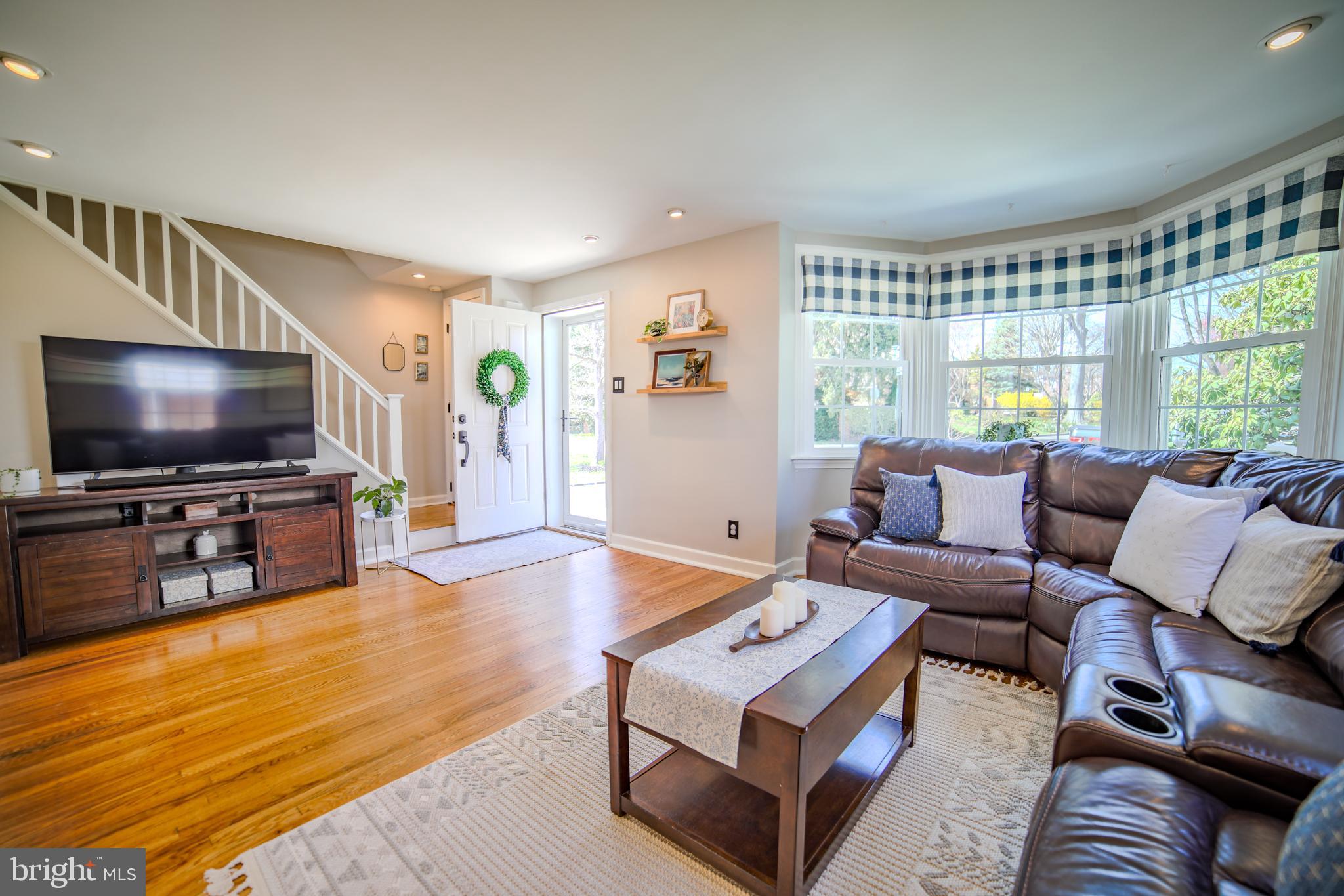 511 Covington Road Havertown, PA 19083 - Photo 4 of 41