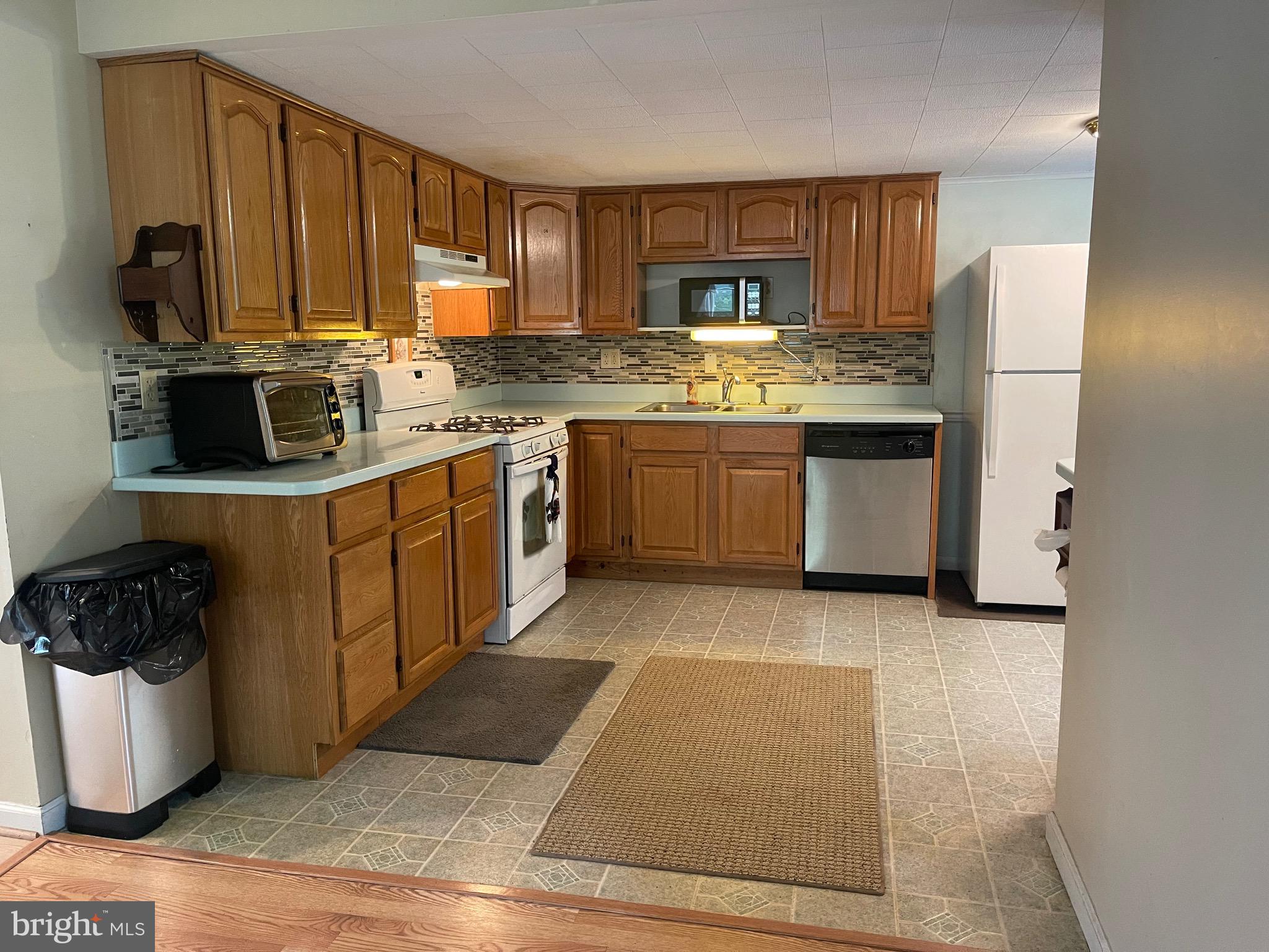 399 Landis Store Road Boyertown, PA 19512 - Photo 8 of 37 Gallery Image 8