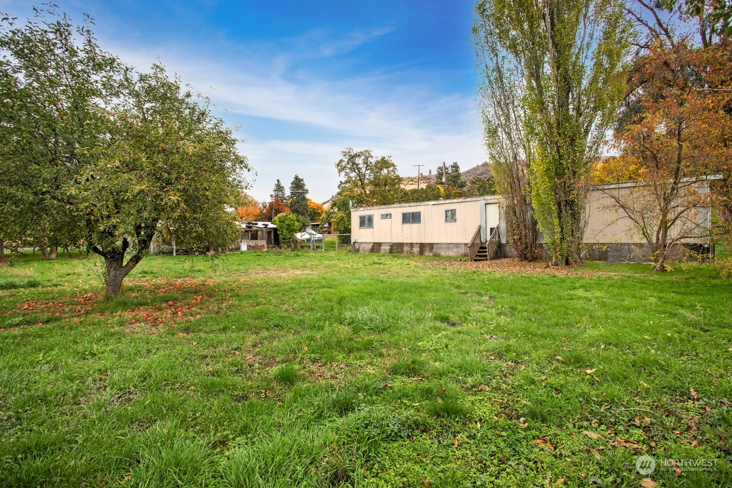 44 Cornwall Street Dixie, WA 99329 - Photo 2 of 7 Gallery Image 2