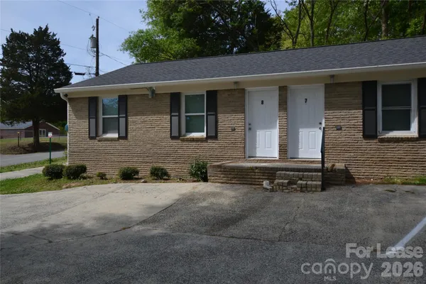 $1,000 | 1212 Essex Avenue, Unit 7, Gastonia, NC 28052