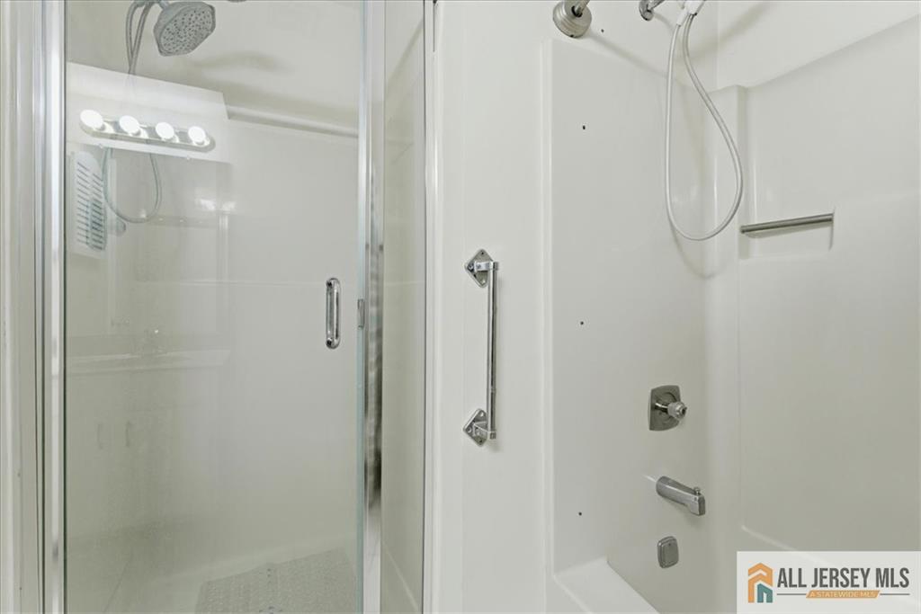 37 Giggleswick Way, Unit 37 Edison, NJ 08820 - Photo 29 of 52