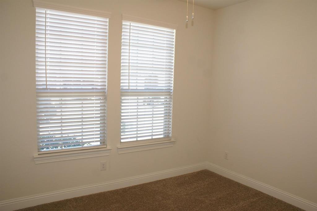 11132 Ranchera Drive Aubrey, TX 76227 - Photo 10 of 30