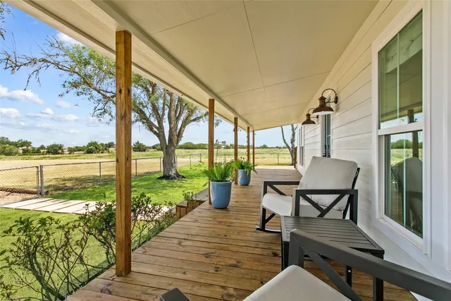 $1,030,000 | 523 East E Farm, Round Top, TX 78954