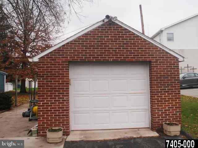 239 West Jackson Street Spring Grove, PA 17362 - Photo 8 of 8