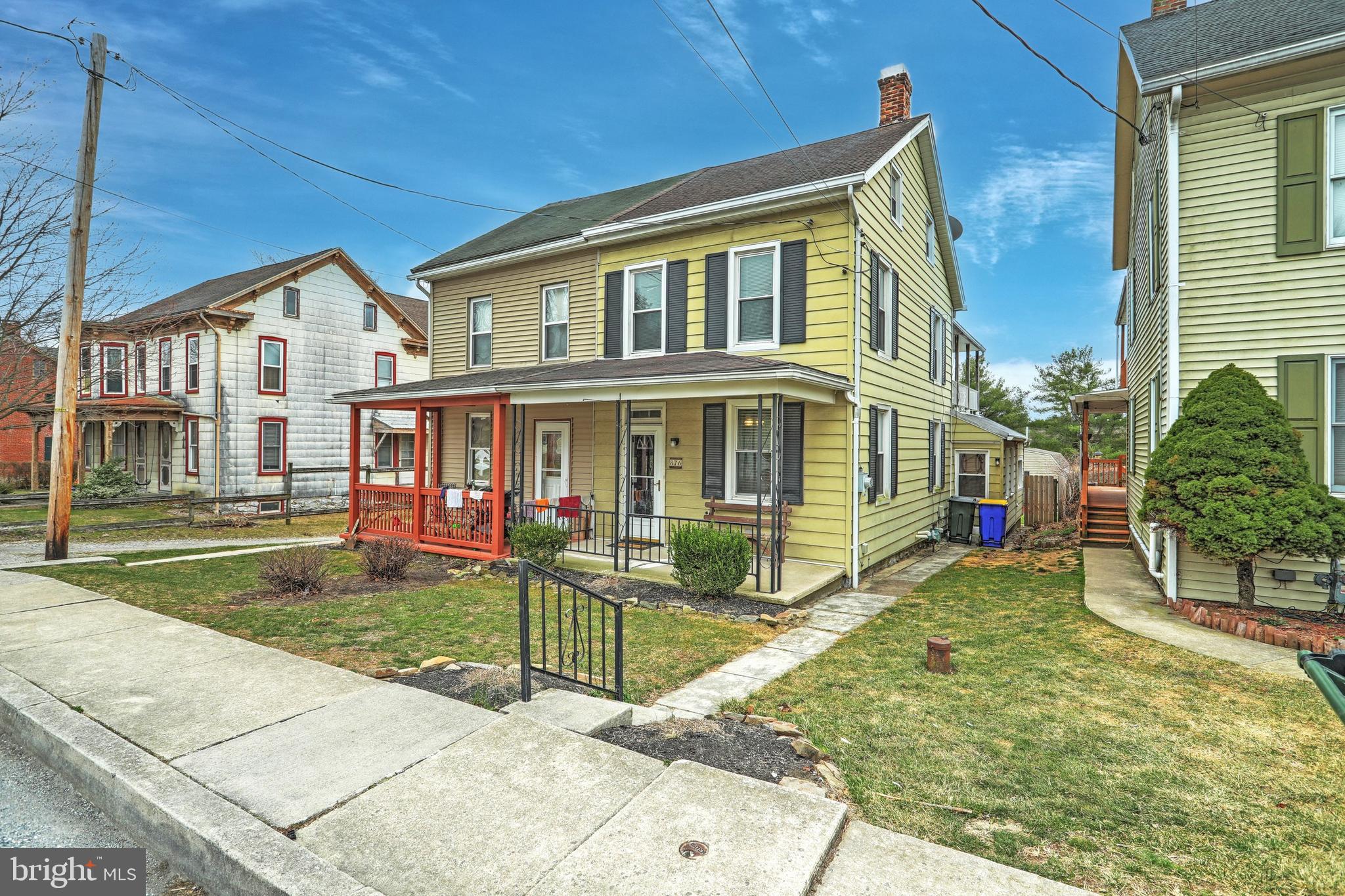 876 Stoverstown Road York, PA 17408 - Photo 2 of 29