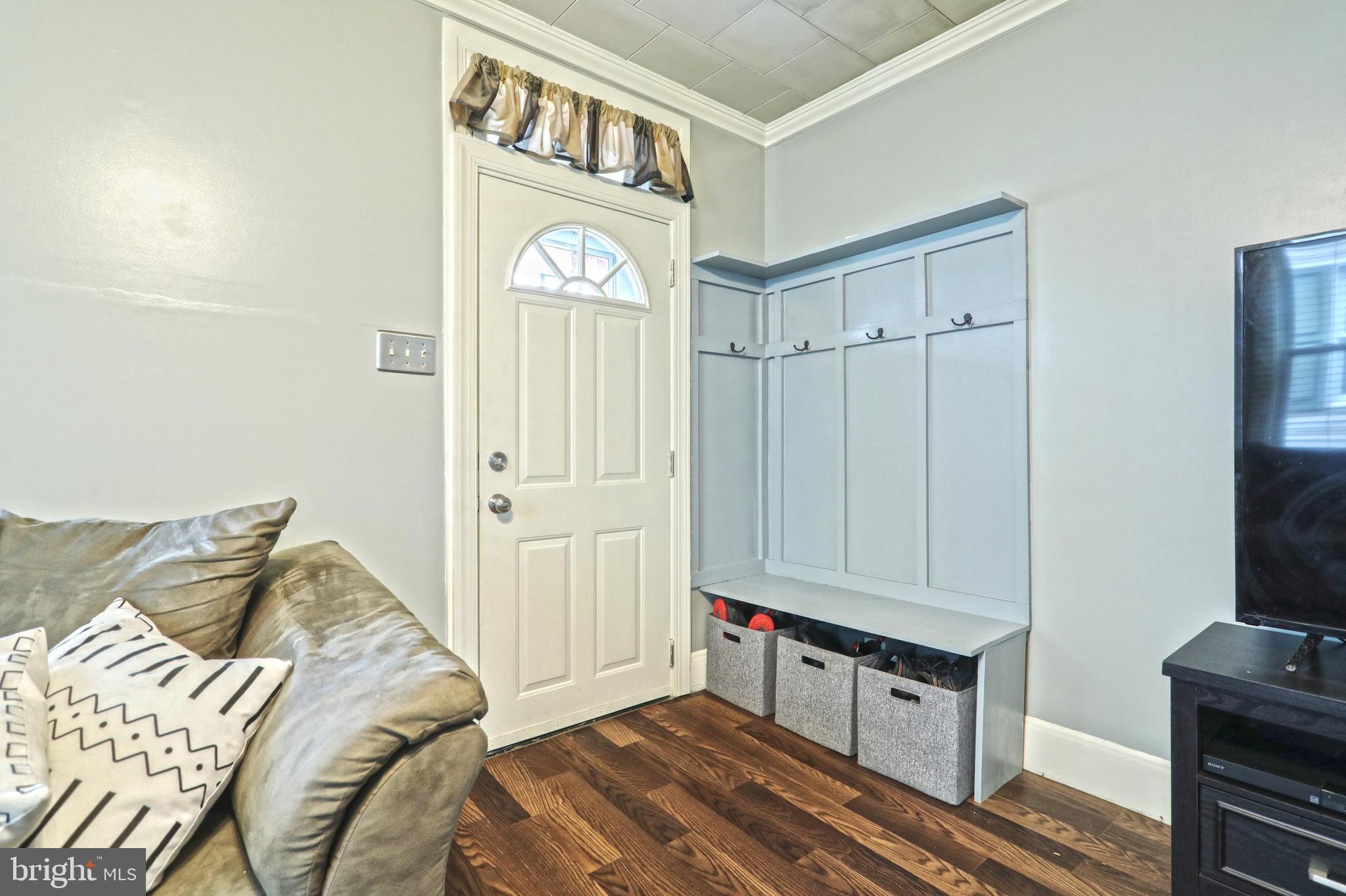 876 Stoverstown Road York, PA 17408 - Photo 5 of 29