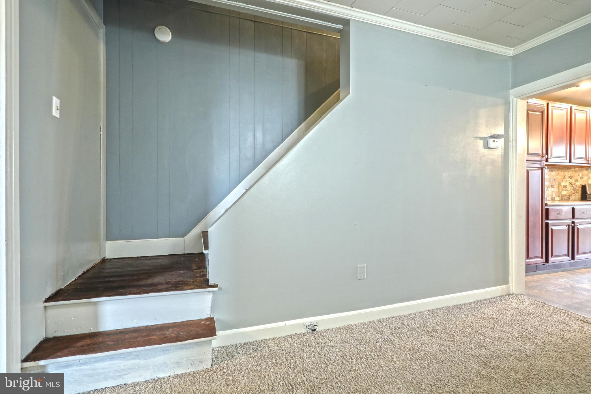 876 Stoverstown Road York, PA 17408 - Photo 8 of 29