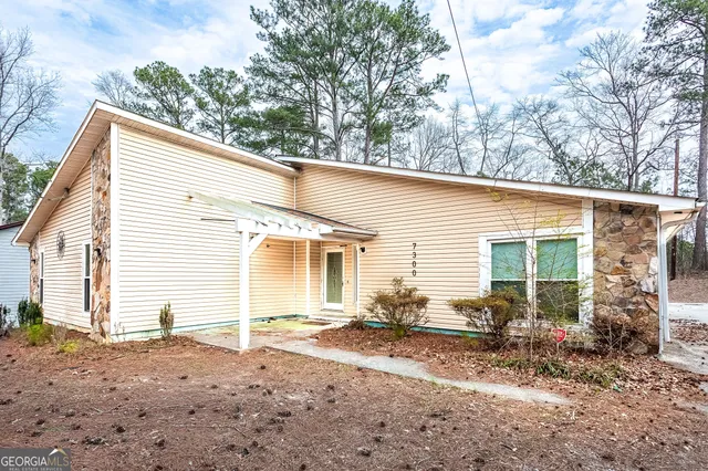 $154,950 | 7300 Buck Creek Drive, Fairburn, GA 30213