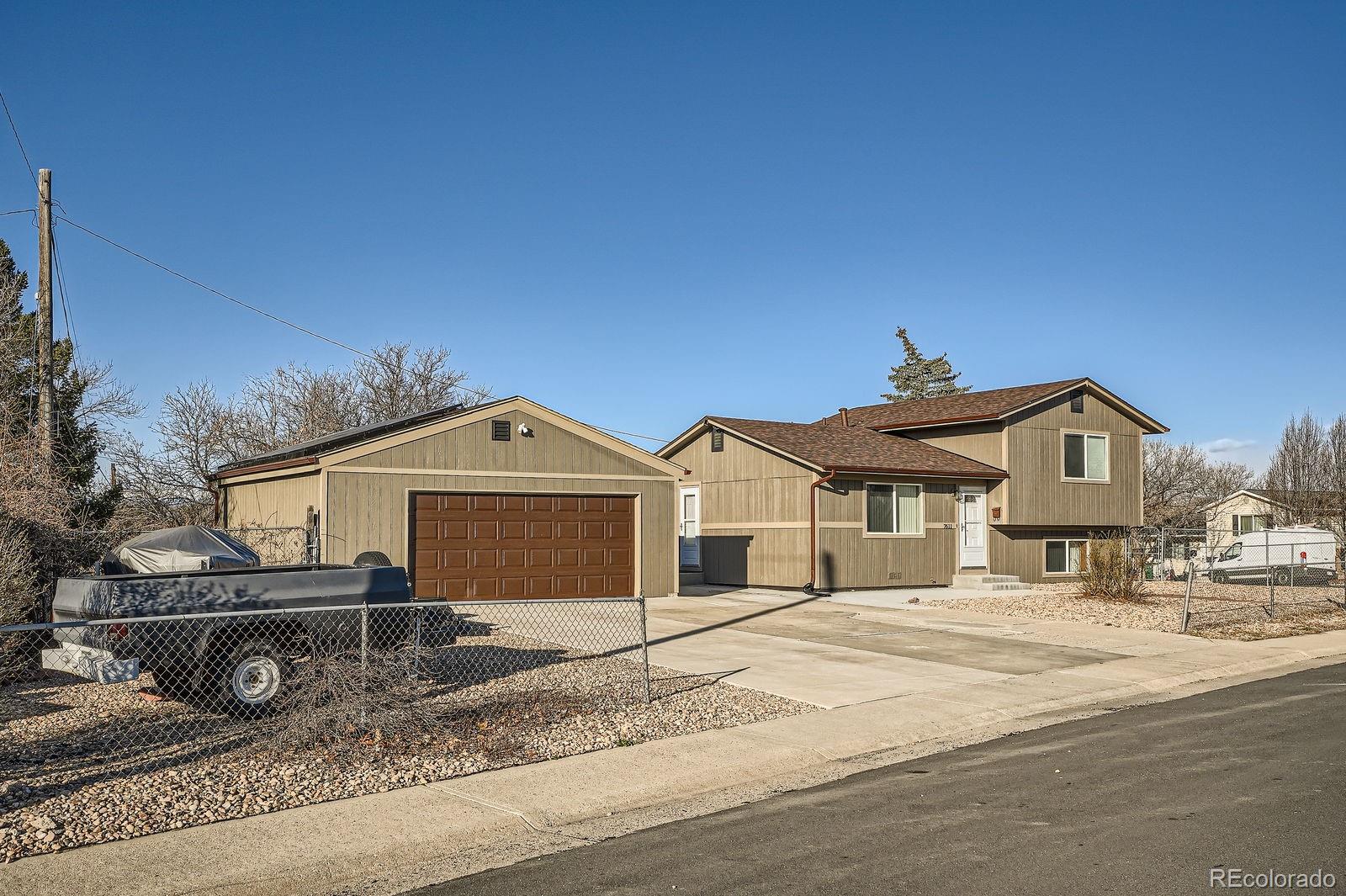 7611 Fernando Road Denver, CO 80221 - Photo 3 of 29