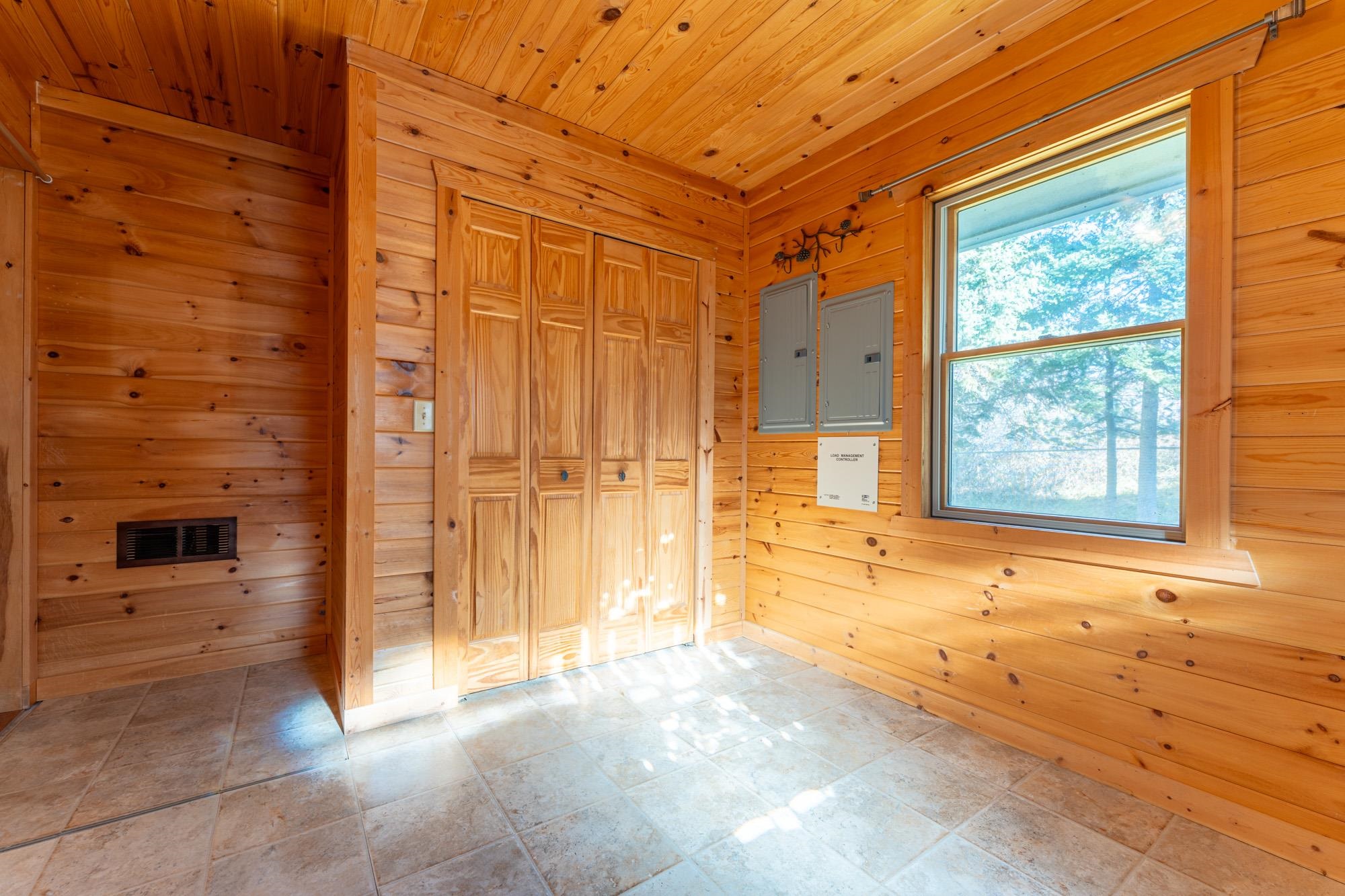 1471 North Pioneer Road Ely, MN 55731 - Photo 4 of 39