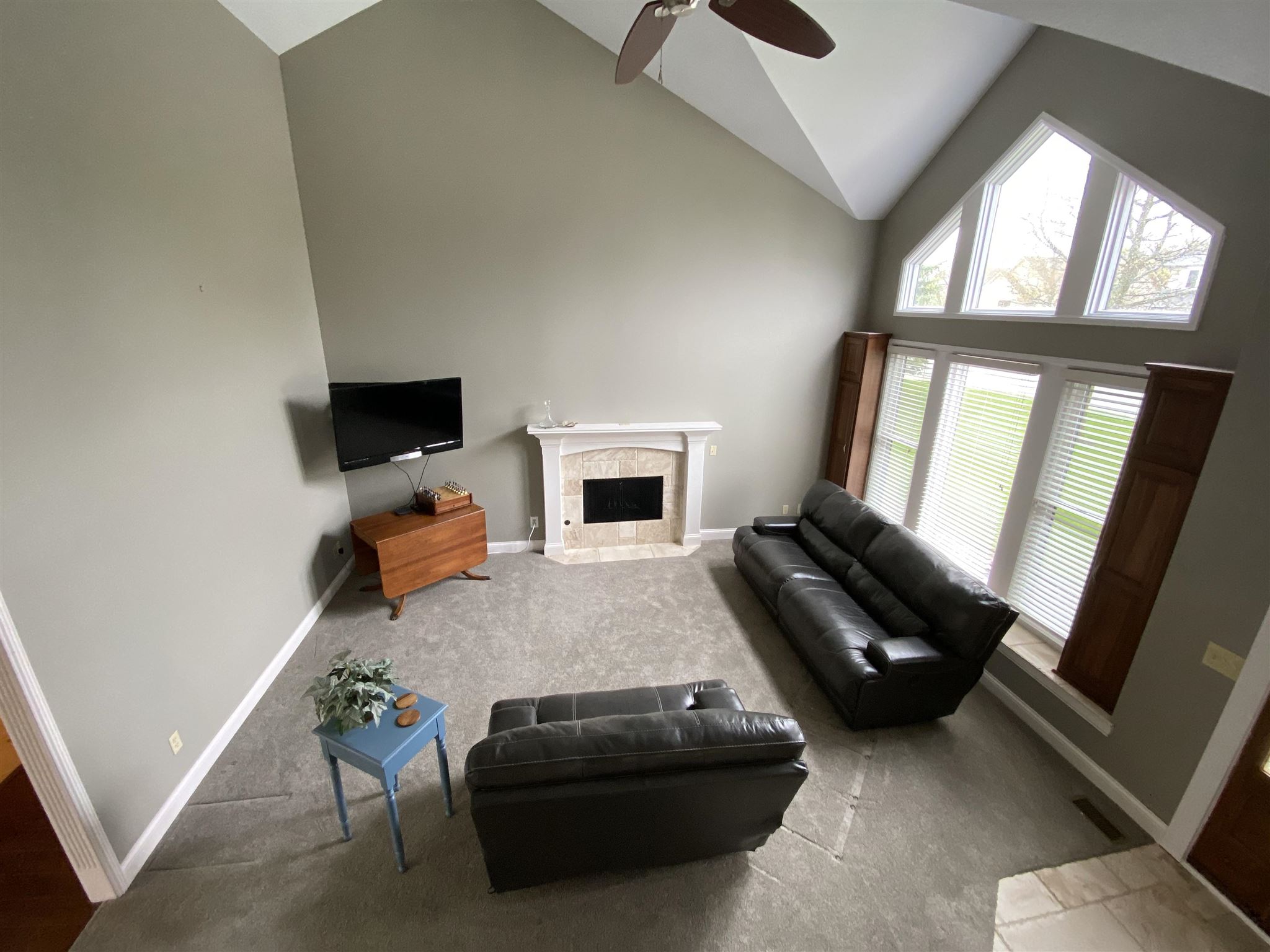 1415 Holly Ridge Run Fort Wayne, IN 46845 - Photo 3 of 26 Gallery Image 3