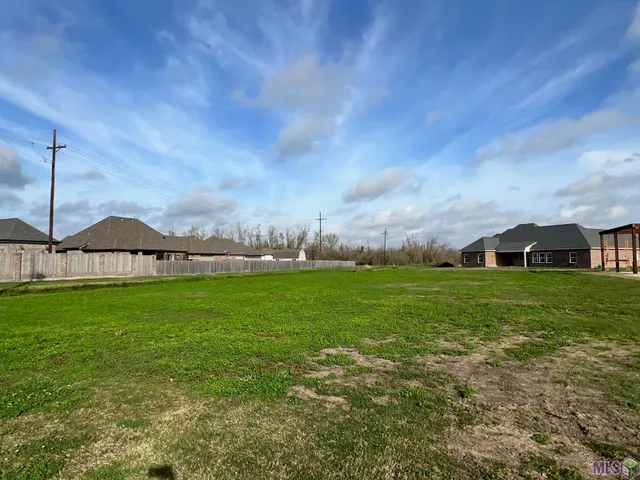 $139,900 | 528 Lancaster Drive, Houma, LA 70360