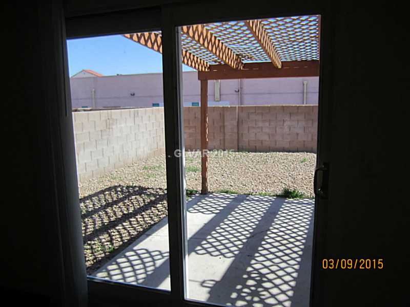 541 Chandler Street Henderson, NV 89014 - Photo 14 of 24 Master Bedroom.