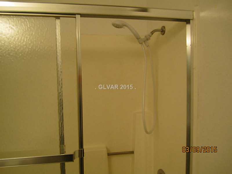 541 Chandler Street Henderson, NV 89014 - Photo 23 of 24 Bathroom.