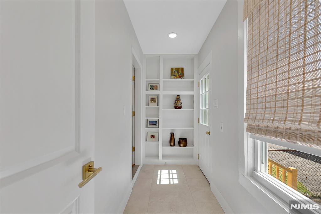 25 Riverview Avenue Rutherford, NJ 07070 - Photo 28 of 50