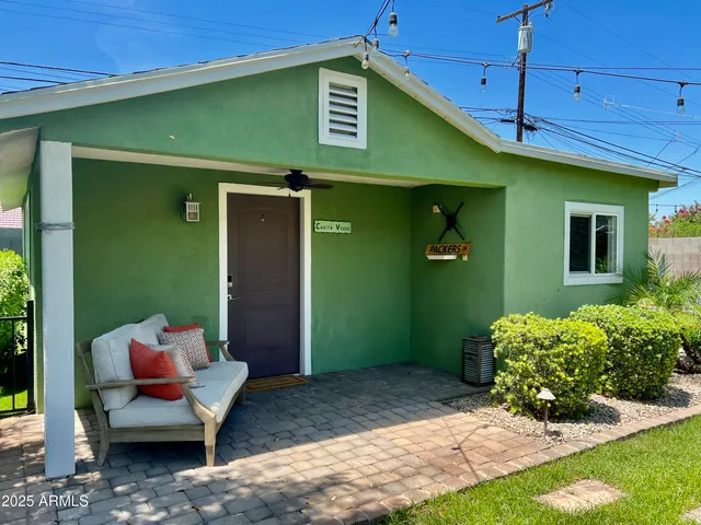 $1,950 | 4120 North 19th Street, Unit REAR, Phoenix, AZ 85016