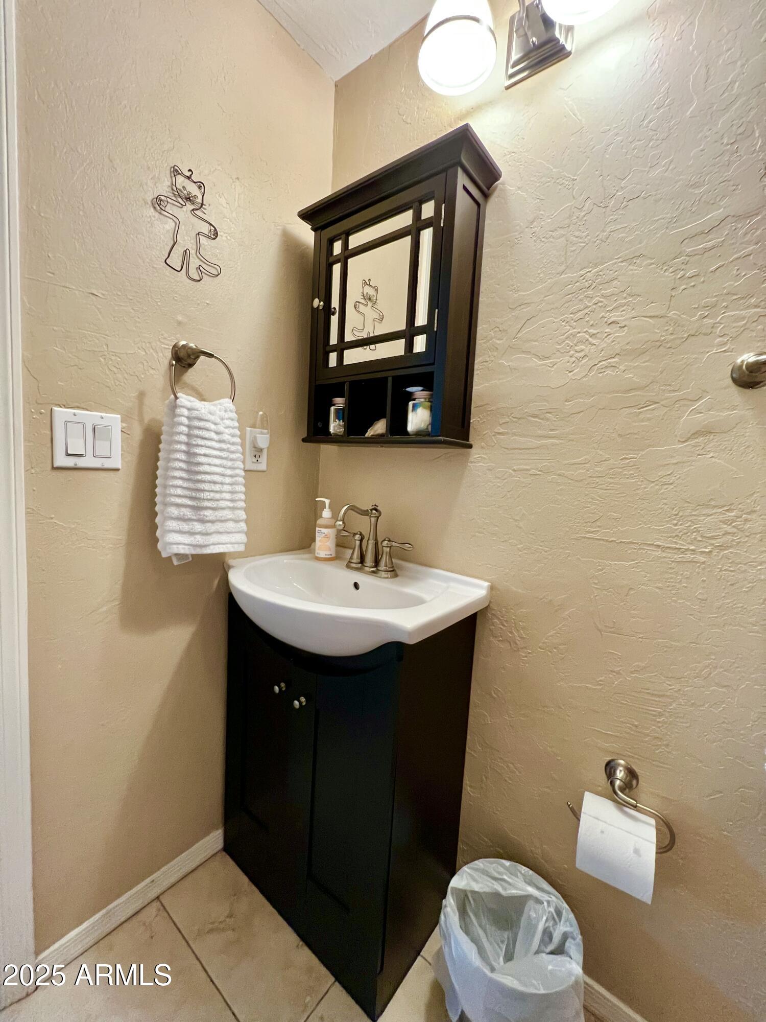 4120 North 19th Street, Unit REAR Phoenix, AZ 85016 - Photo 6 of 10 IMG_0612