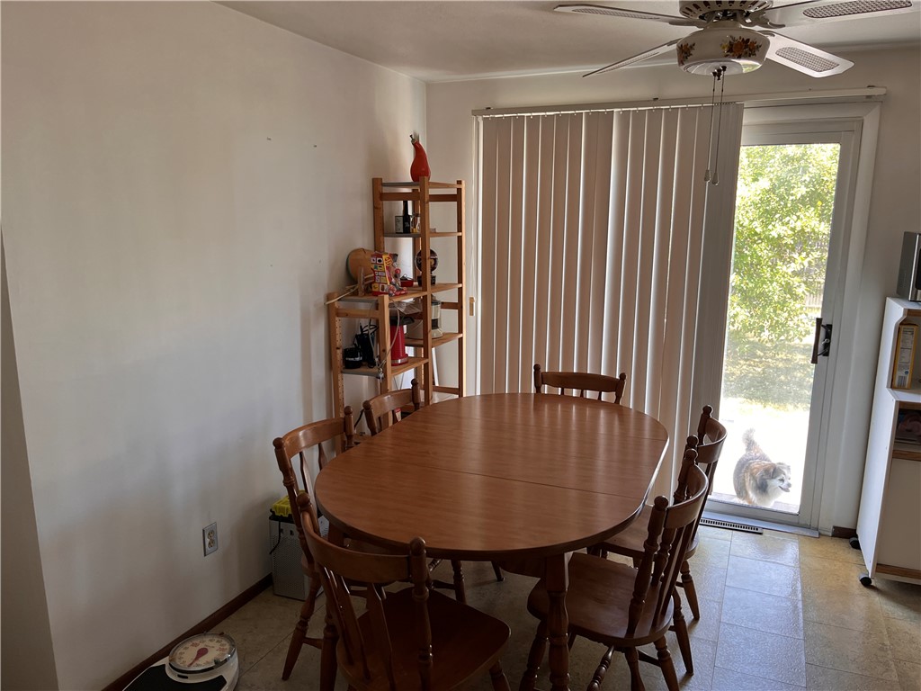 125 Monticello Road Pawtucket, RI 02861 - Photo 6 of 13 Gallery Image 6