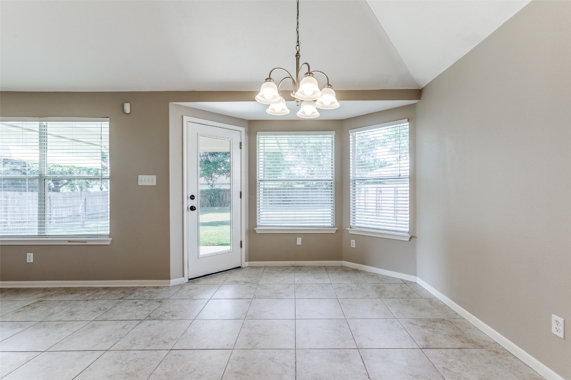 410 River Crossing Trail Round Rock, TX 78665 - Photo 16 of 25