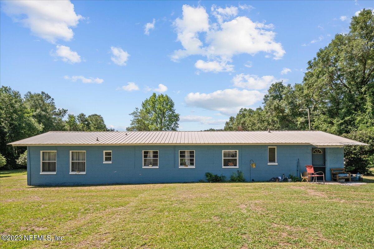 208 Tinsley Road Florahome, FL 32140 - Photo 4 of 71 Rear