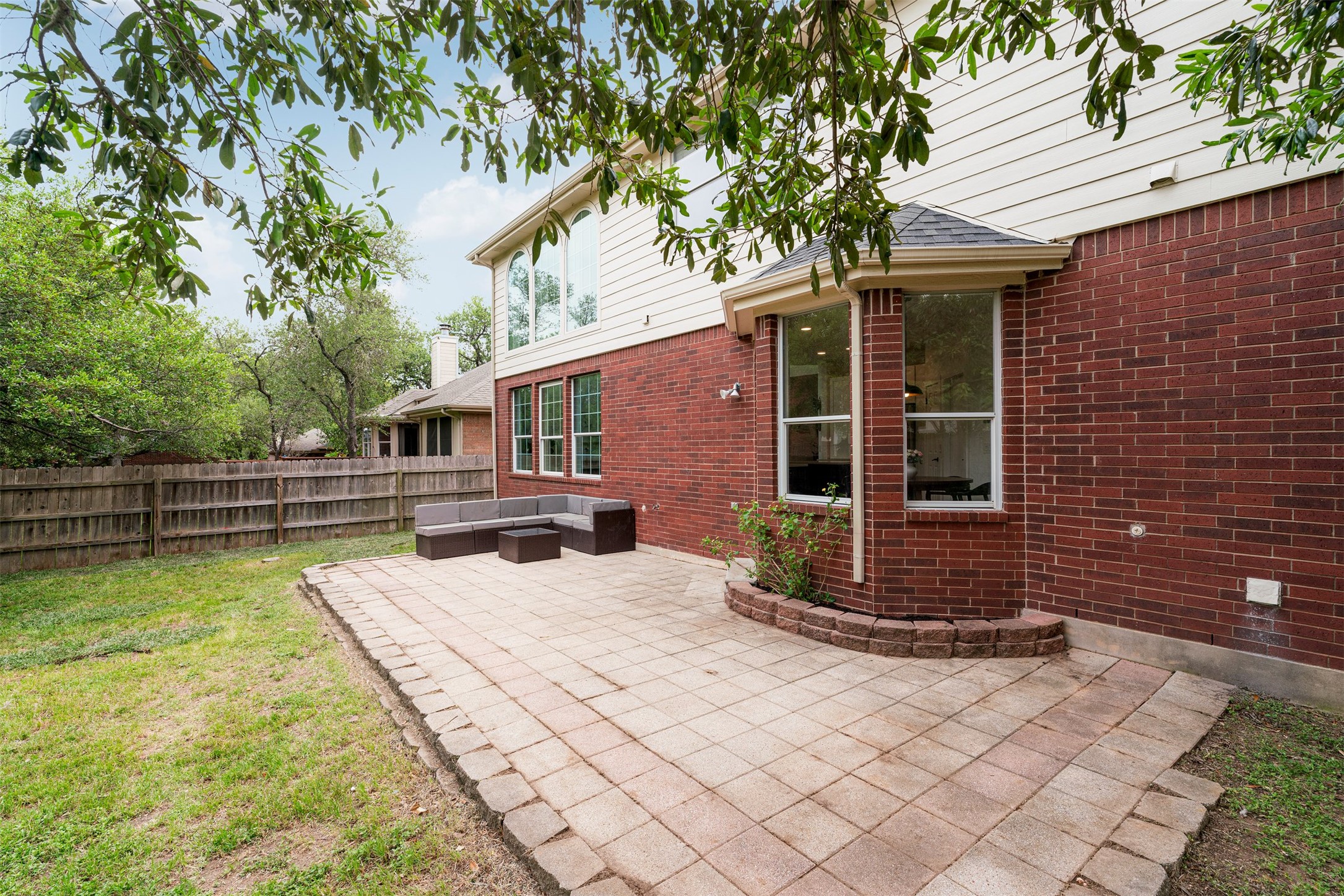 6804 Auckland Court Austin, TX 78749 - Photo 35 of 40 a view of a house with backyard and sitting area