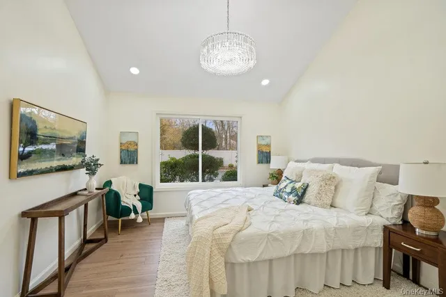 $799,990 | 1 Stanford Court, Wantagh, NY 11793