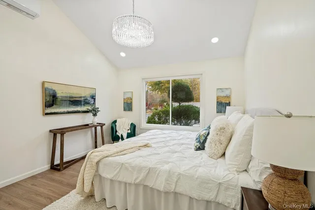 $799,990 | 1 Stanford Court, Wantagh, NY 11793