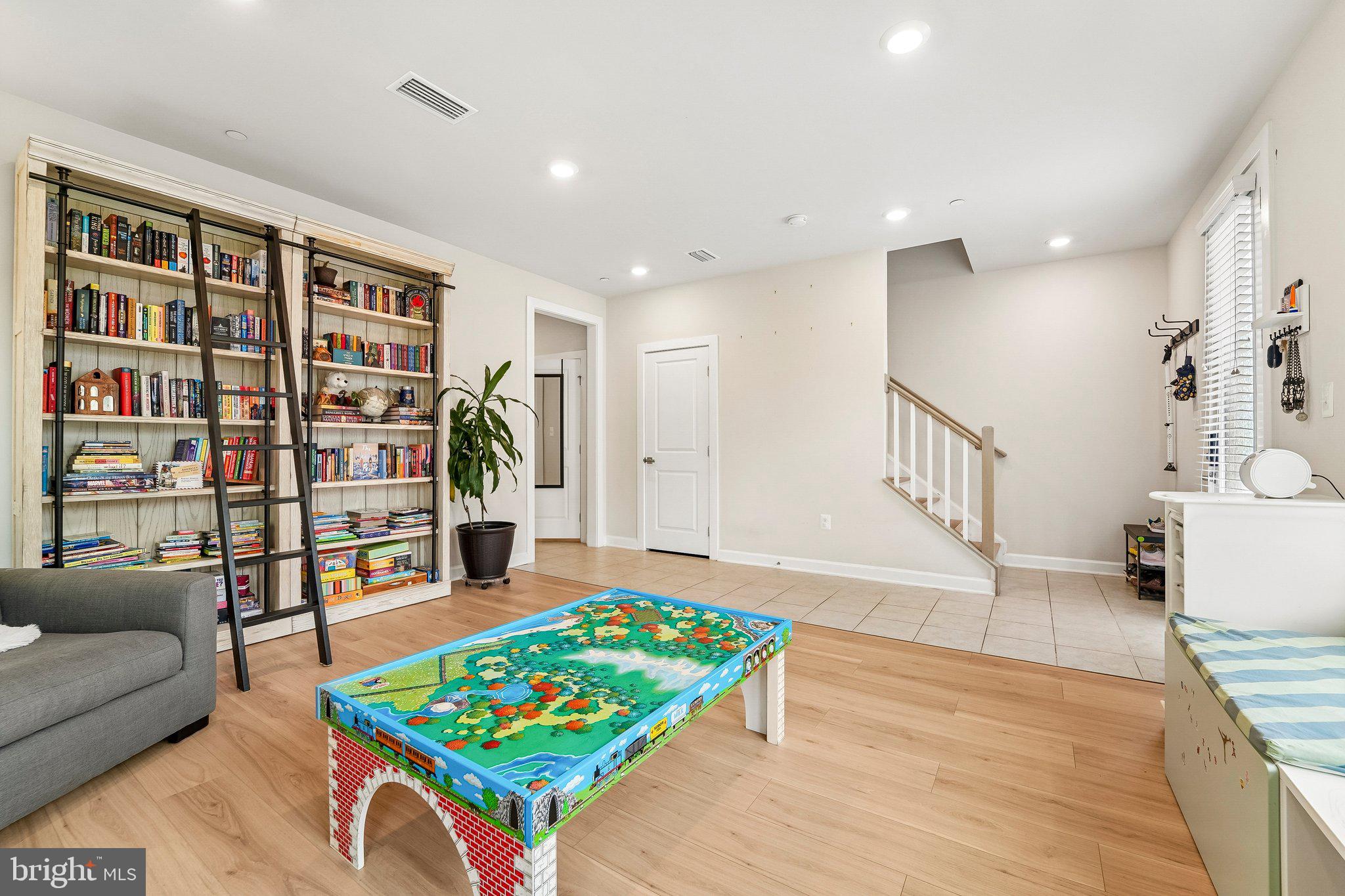 1719 Mill Branch Drive Laurel, MD 20708 - Photo 7 of 38