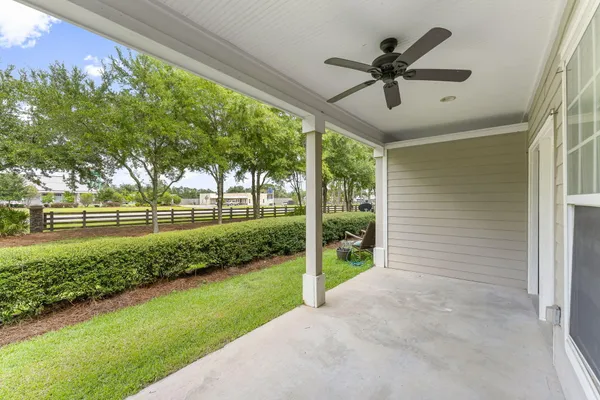 $1,800 | 23 South Sand Palm Road, Freeport, FL 32439