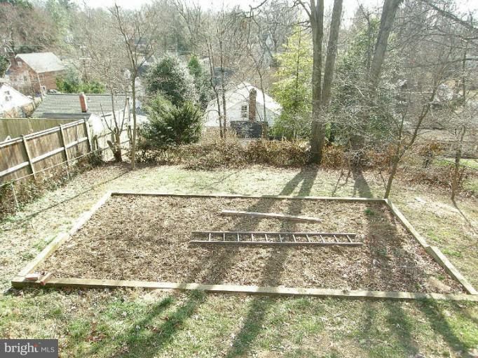 114 Hamilton Avenue Silver Spring, MD 20901 - Photo 17 of 19 Exterior (Rear)