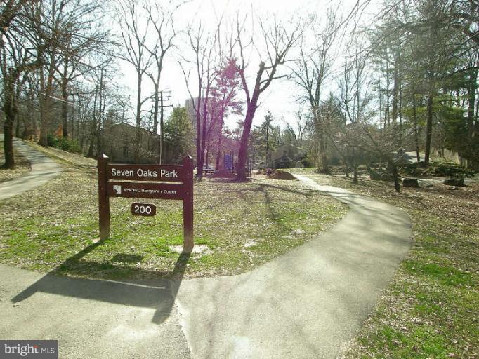 114 Hamilton Avenue Silver Spring, MD 20901 - Photo 18 of 19 Community