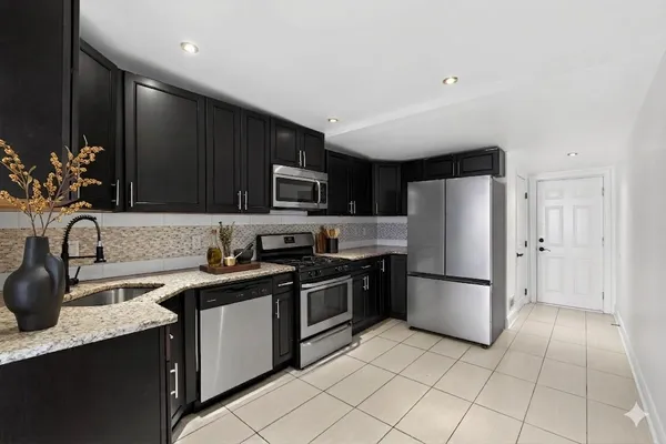 $2,299 | 2603 Almond Street, Philadelphia, PA 19125