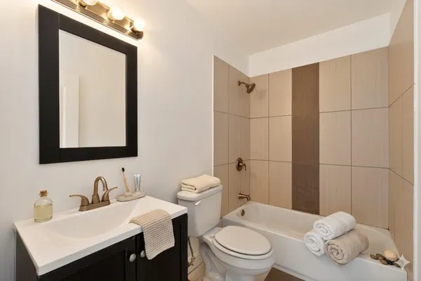 $2,299 | 2603 Almond Street, Philadelphia, PA 19125