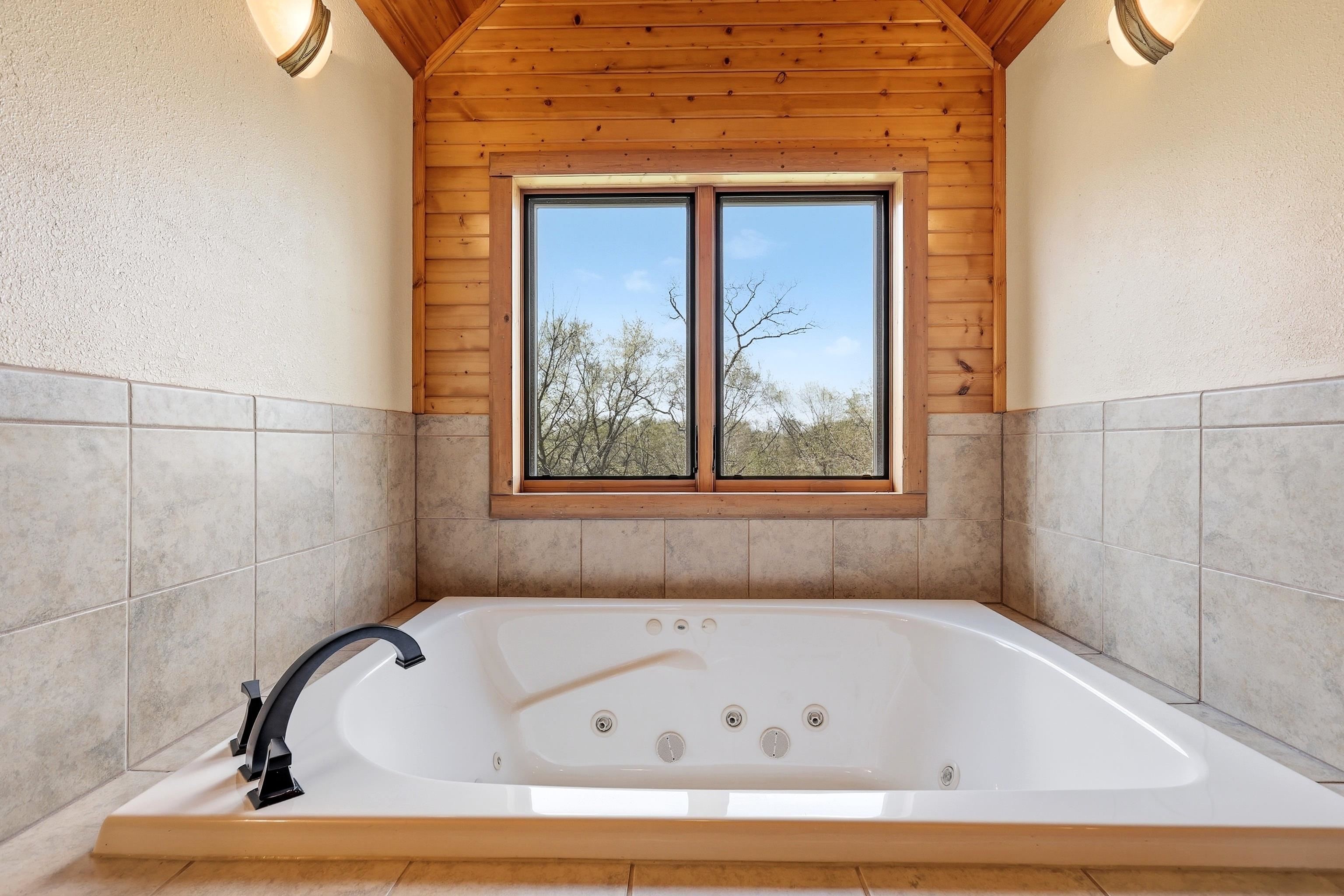 18134 Paradise Valley Road Durango, IA 52039 - Photo 8 of 11 Gallery Image 8