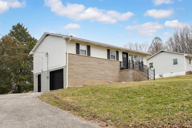 $215,000 | 904 Hall Avenue, Oolitic, IN 47451