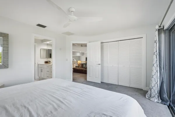 $3,000,000 | 8565 Southeast Palm Street, Hobe Sound, FL 33455