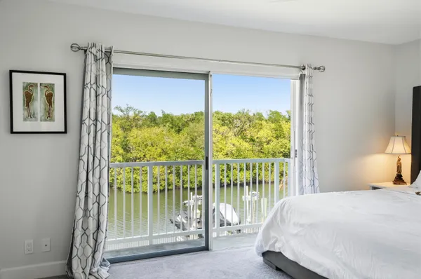 $3,000,000 | 8565 Southeast Palm Street, Hobe Sound, FL 33455