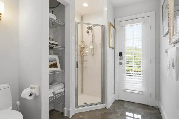 $3,000,000 | 8565 Southeast Palm Street, Hobe Sound, FL 33455