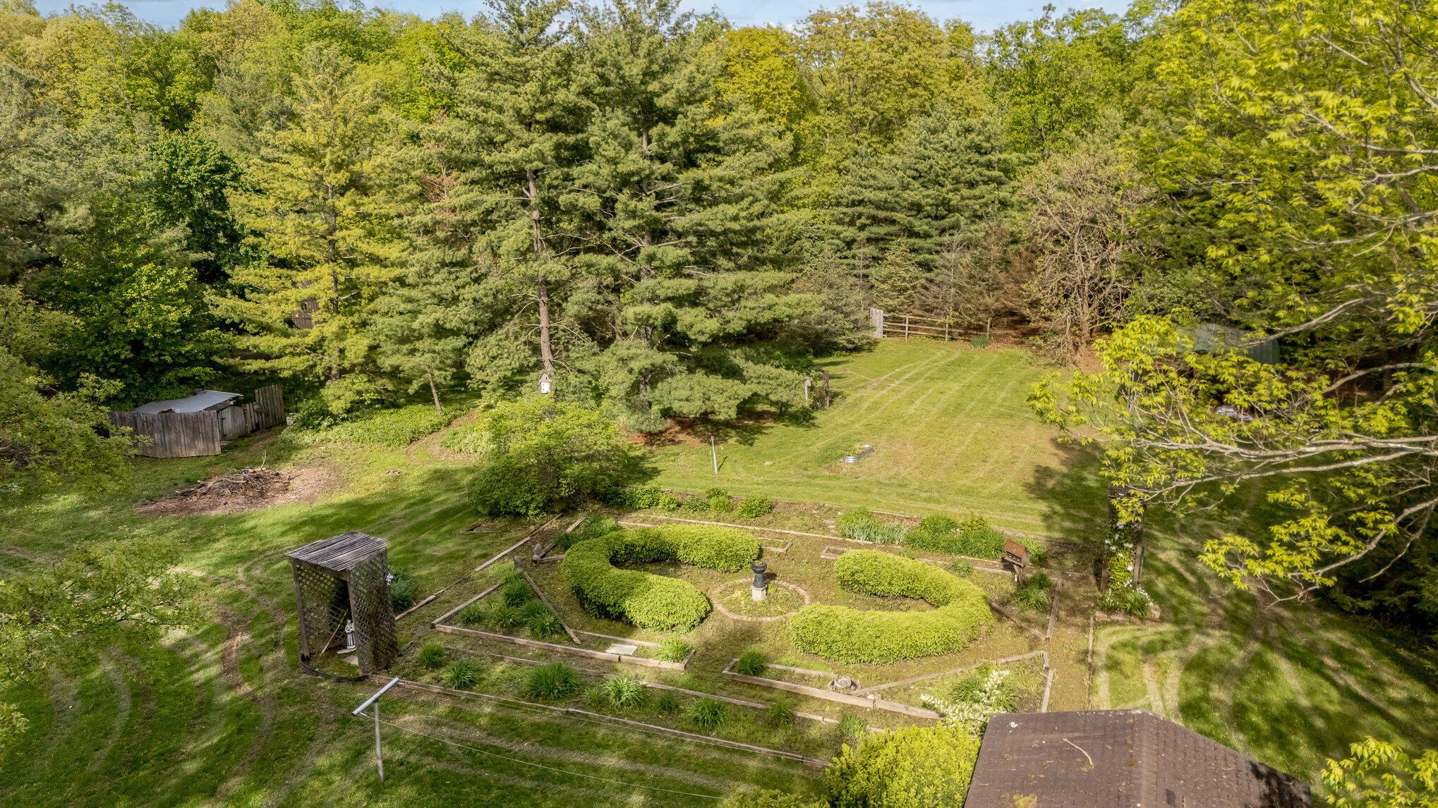 26976 Jackson Road Circleville, OH 43113 - Photo 62 of 69 064_dji_20250507172130_0262_d-edit_695
