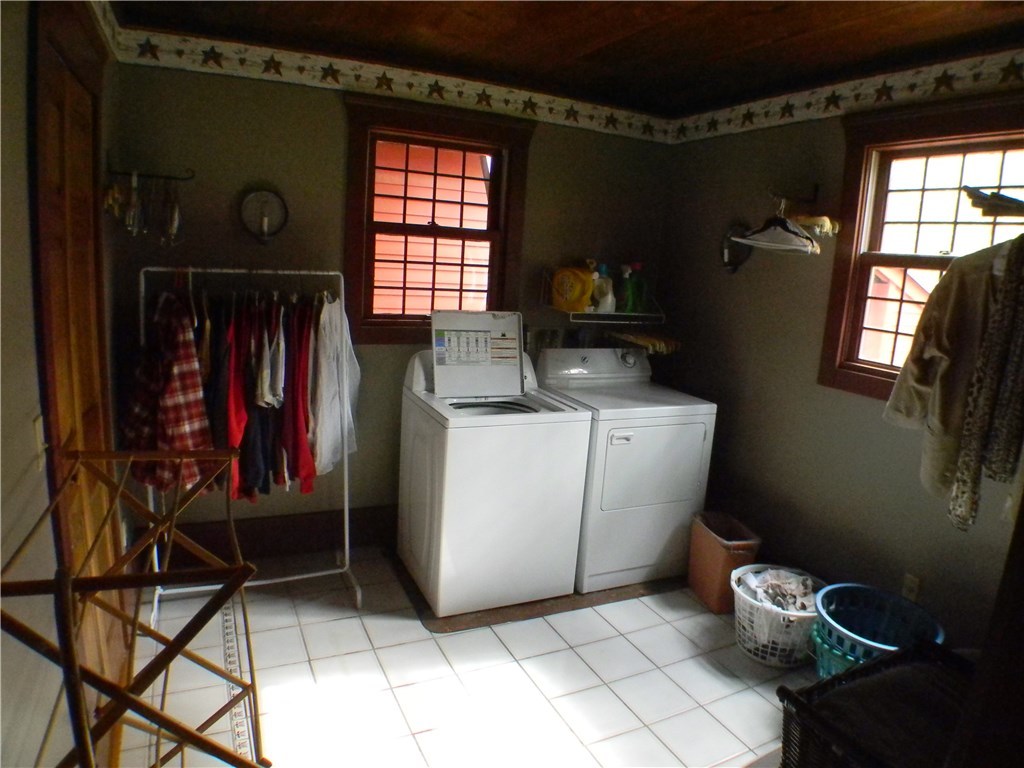 830 Reservoir Road Burrillville, RI 02859 - Photo 14 of 32 Main level laundry