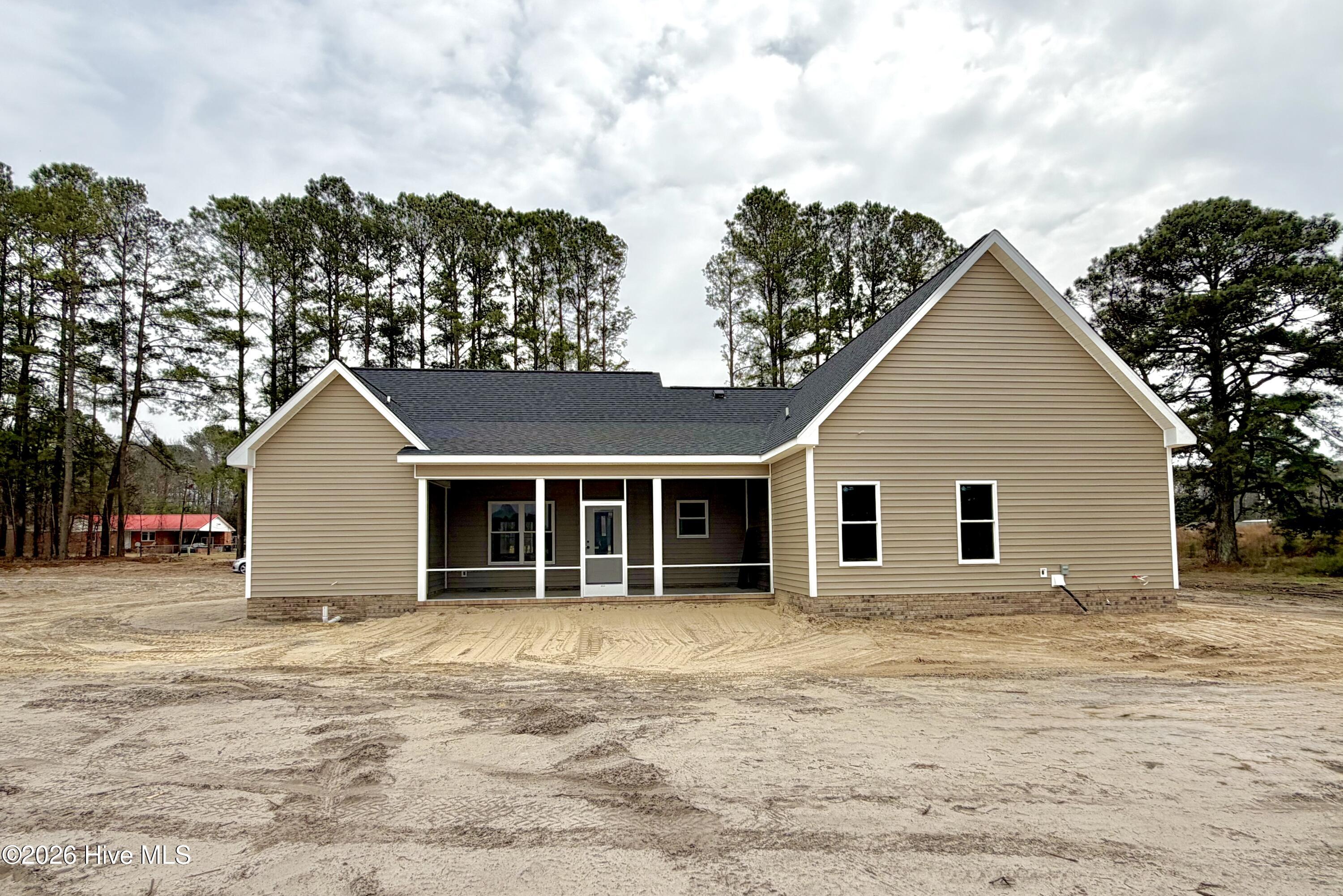3118 Kelly Road Kinston, NC 28504 - Photo 2 of 12 IMG_4876