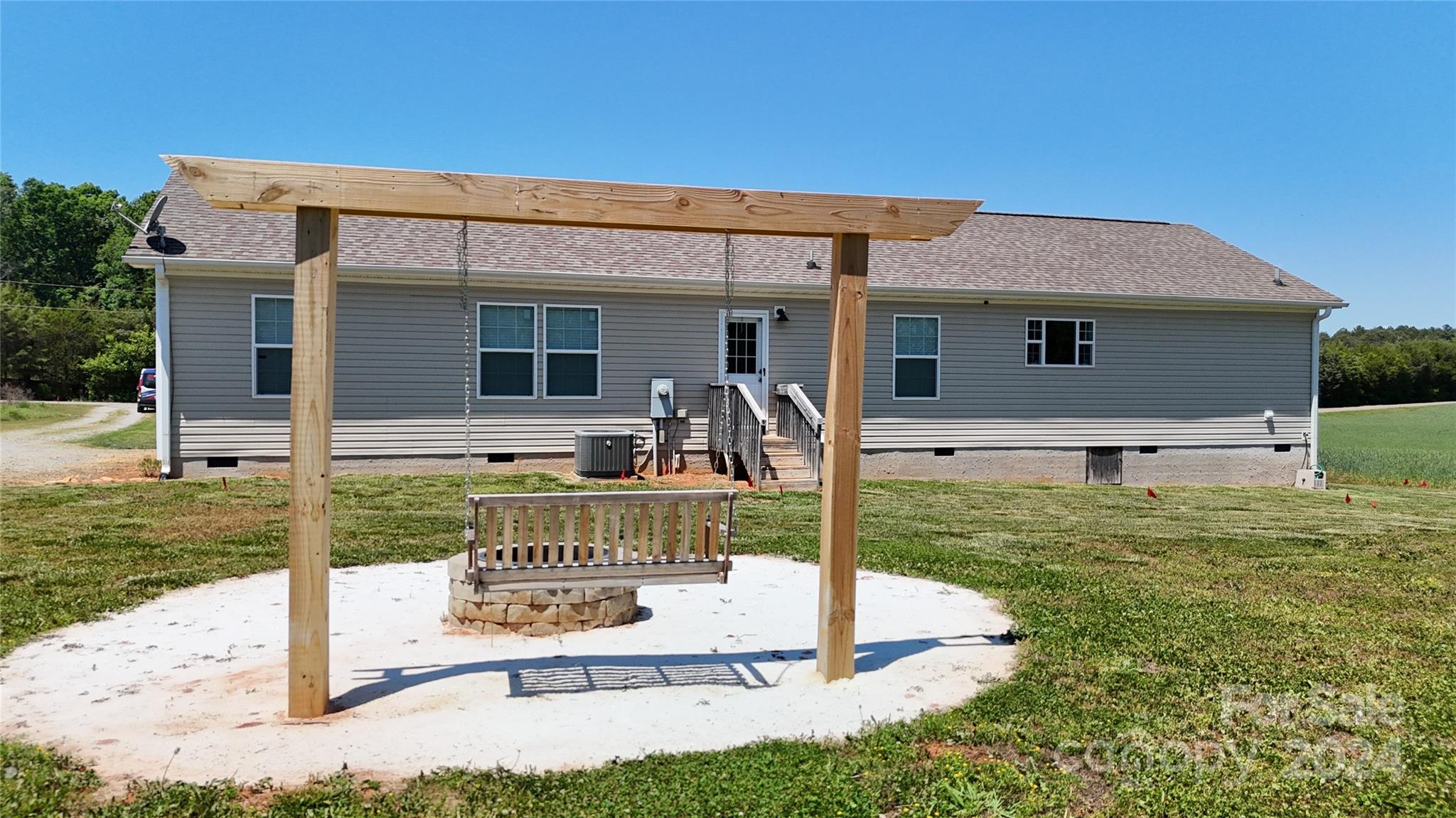 2418 Ralph L Road Hickory, NC 28602 - Photo 19 of 21 Gallery Image 19