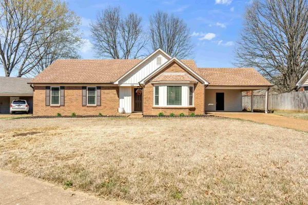 $325,000 | 368 Little Oak Lane, Collierville, TN 38017