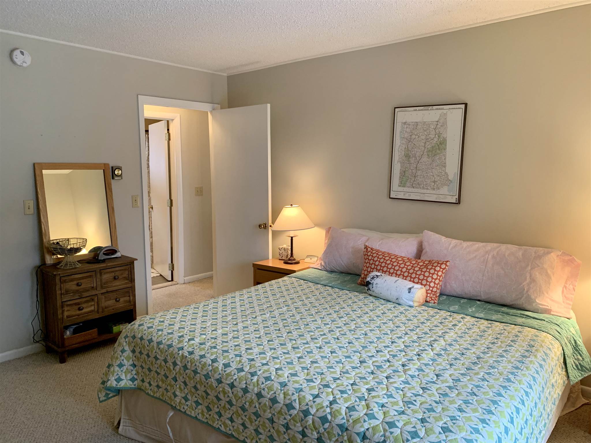 53 Lower Summit Road, Unit 6 Warren, VT 05674 - Photo 8 of 18 Gallery Image 8